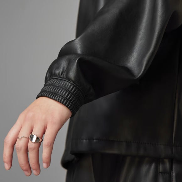 RARE NWT Adidas Originals Faux Leather Track Suit Size Small - Picture 7 of 15